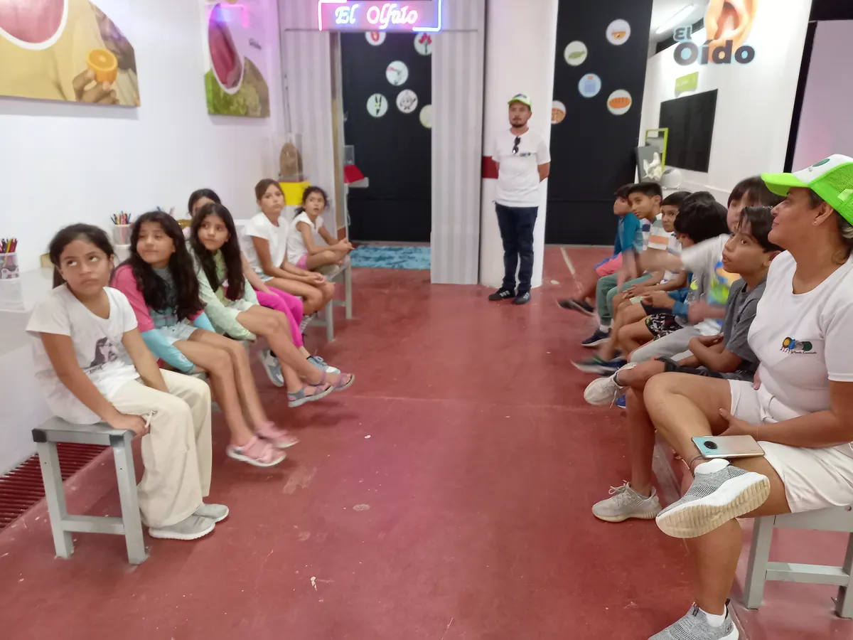 Mundo Consciente 2023 - museo dino senderismo actividad